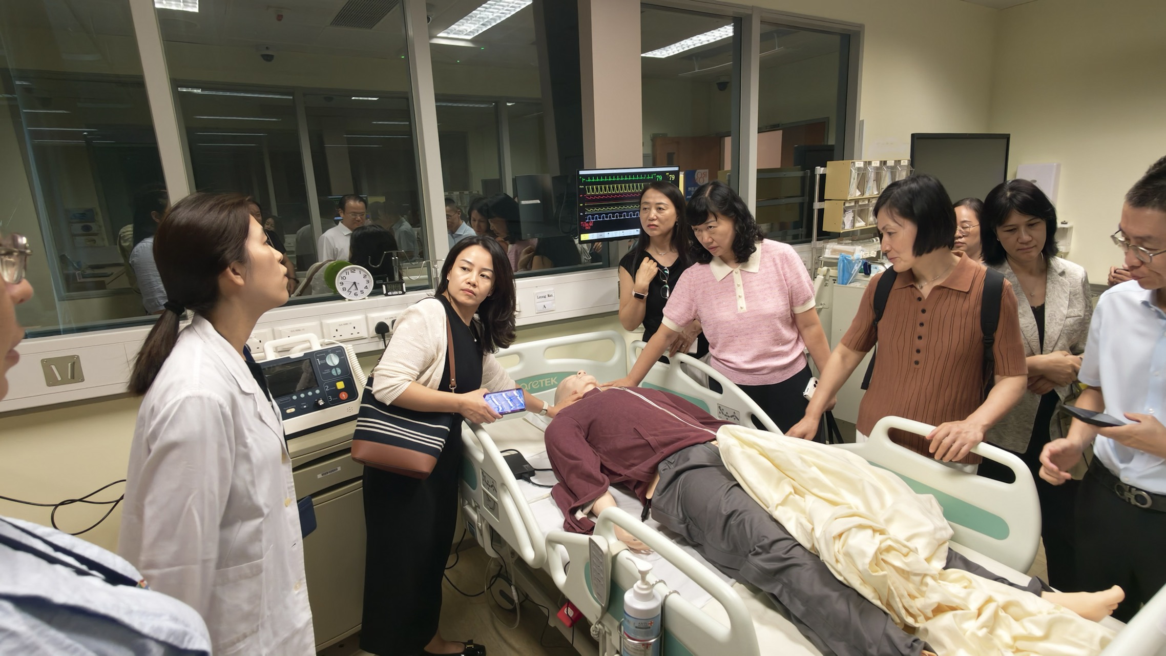 ▲ Learning about students’ learning process using high-fidelity simulation manikins